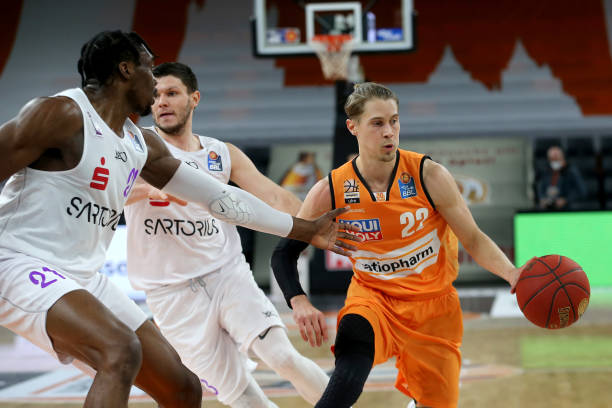 能引发球迷 能引发球迷